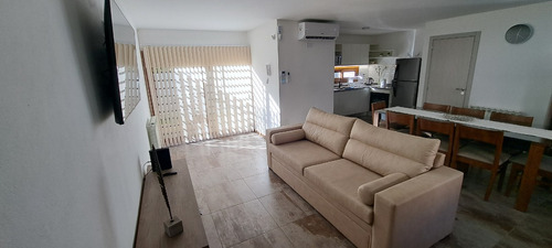 Triplex Carlos Paz Con Pileta Propia En Terraza Para 6/8 Personas