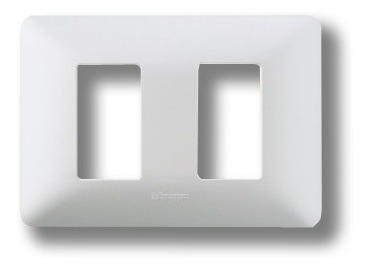 Enchufe+interruptor 9/12 10a Blanco/plata Bticino Matix