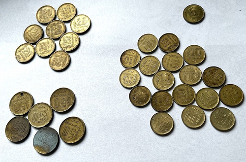 Lote 34 Monedas Rep. Argentina -5,10,20,50 Cvos- 1970 Al 75