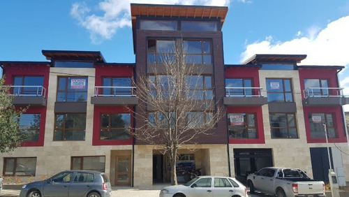 Departamento En Venta Ubicado En Centro De Bariloche, Bariloche