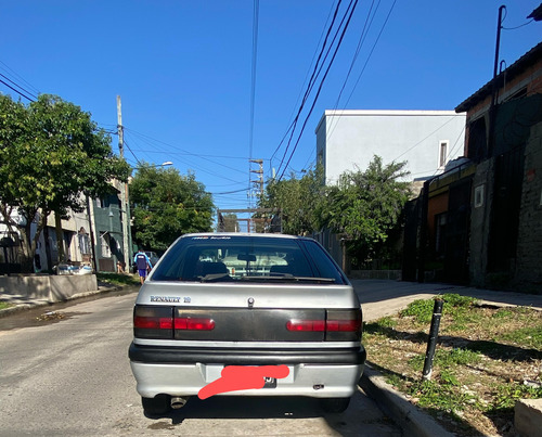 Renault19