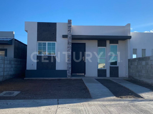 Casa En Venta Fracc. Pampas En Cd. Cuauhtemoc, Chihuahua.