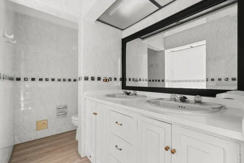 Casa En Arriendo/venta En La Calera. Cod A16580