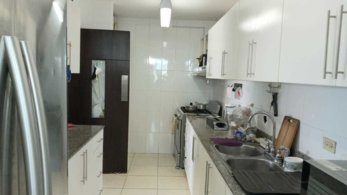 Imagen 7 de 14 de Se Vende Apartamento En San Francisco.