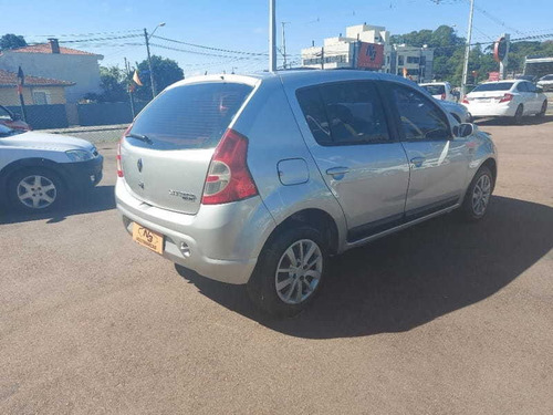 Imagem 6 de 12 de Renault Sandero 1.6 16v Privilege 2009