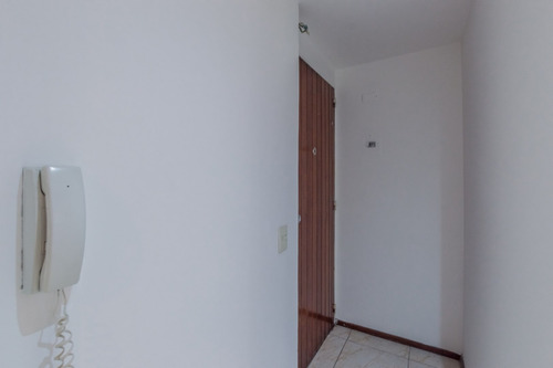 Monoambiente En Alquiler - Luminoso - Recoleta