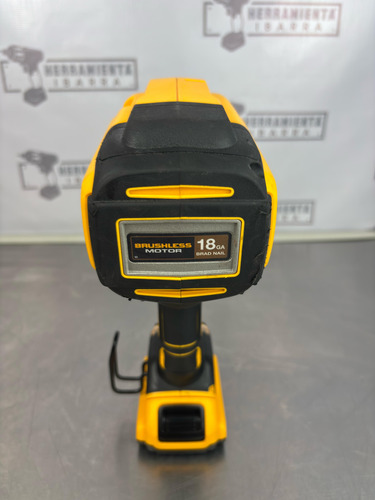 Clavadora Cal18 Xr 20v Max +bat 2ah Cargador Dewalt Dcn680d1 (Usado)