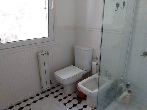 Imagen 17 de 29 de Excelente Casa En La Lucila,7 Ambientes Zona Colegios