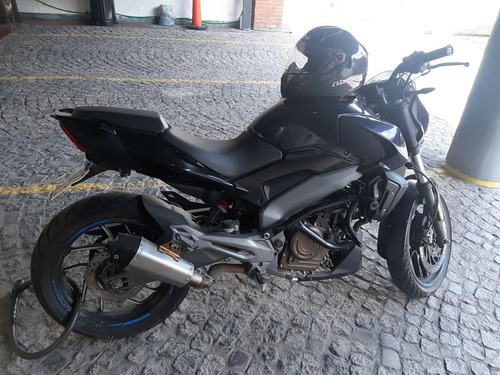 Imagen 1 de 5 de Bajaj Dominar 400