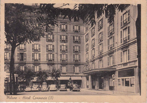 Antigua Postal Hotel Commercio Piazza Fontana Milano Italia