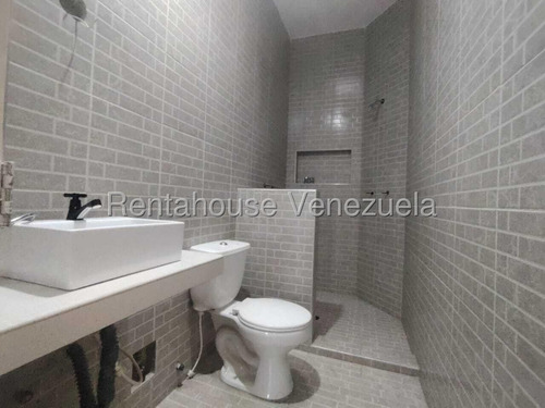 Dennymar, Alquila Bella Casa En Exclusiva Urbanizacion De Cabudare Dispone De 4 Habitaciones 3 Baños Amoblada! Con Vigilancia Las 24 Horas Y Bellas Areas Comunes B5a17969