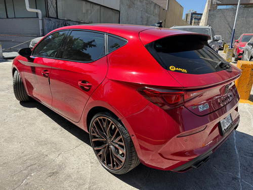 Cupra Leon 300Hp