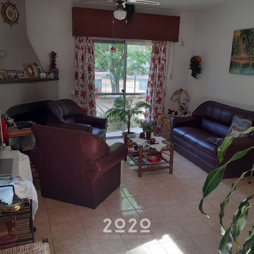 Hermosa Casa En Balneario Brisas Del Plata, Venta Y/o Permuta Por Casa En Nueva Helvecia, Departamento De Colonia