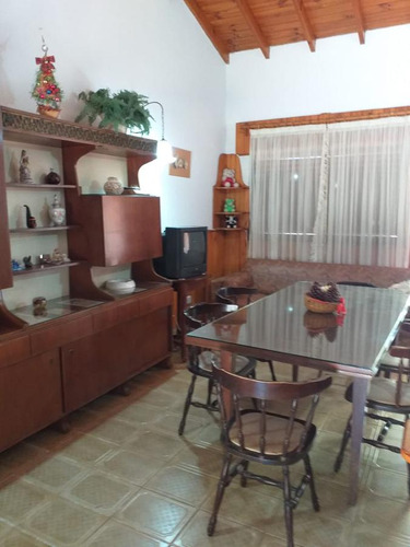 Casa En Venta - 2 Dormitorios 2 Baños - Cochera - 562mts2 - Santa Teresita