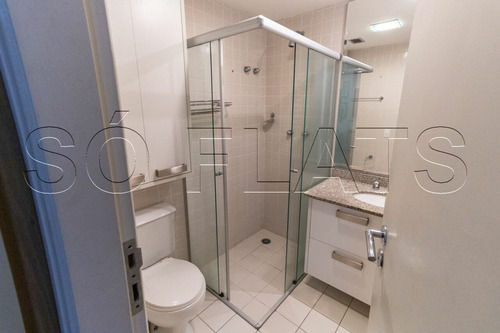 Imagem 6 de 15 de Flat Em Moema Reformado E Finamente Decorado - Sf36463