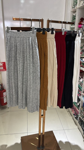 Pollera De Lana Tejida Gruesa Evasé Importada