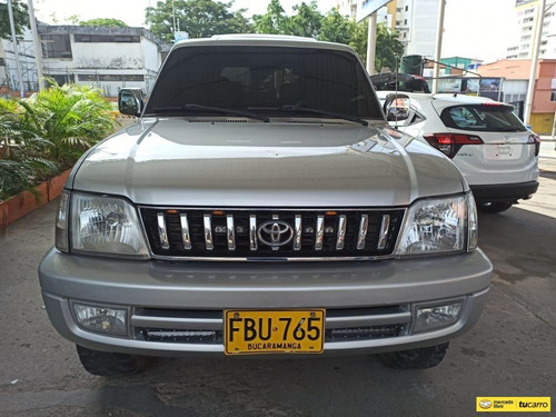 Imagen 2 de 10 de Toyota Prado 2.7 Gx Sumo