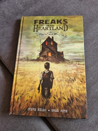 Freaks Of The Heartland Tapa Dura Novela Grafica En Ingles