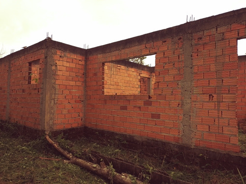 Imagem 11 de 13 de Terreno Bom Para Chácara Com Casa Semi Construída
