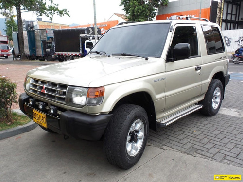 Mitsubishi Montero Hardtop