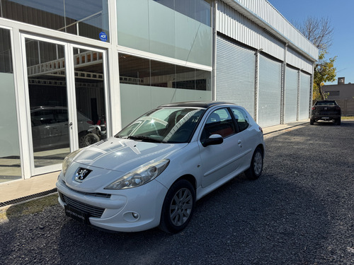 Peugeot 207 1.6 Feline 106cv
