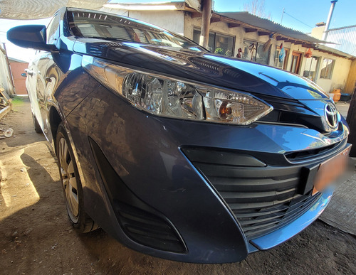 Toyota Yaris Sedan E