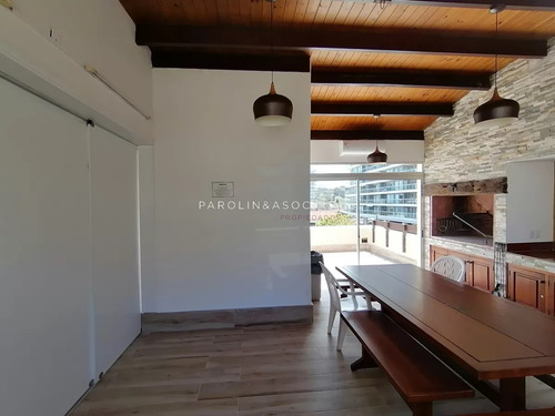 En Venta 3 Dormitorios Con Vista A La Isla Y Los Dedos, Amenities Completos