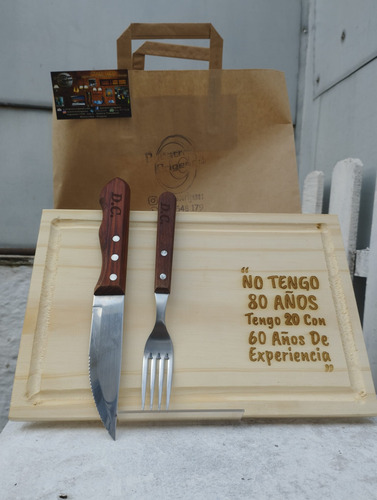 Set Juego Asado Cuchillo, Tenedor, Tabla Y Grabado