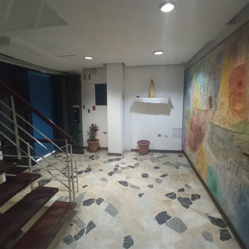 Imagen 2 de 20 de Alquiler Edificio Comercial Bello Monte 712m2