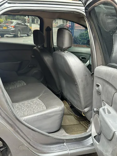 Renault Logan 1.6 Expression