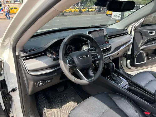 Jeep Compass Longitude T270 1.3t At