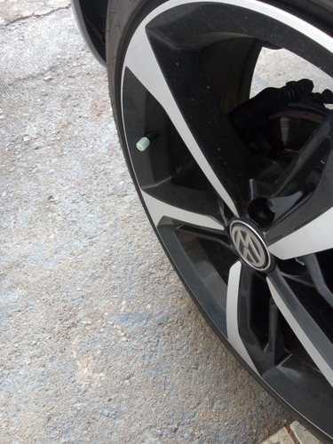 Volkswagen New Beetle 2.0 3p Automática