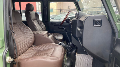 Land Rover Defender 2.4 130 4x4 Turbo