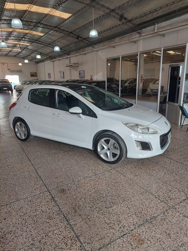 Imagen 6 de 16 de Peugeot 308 2012 2.0 Feline 143cv // 4630000
