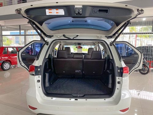 Imagem 13 de 15 de Marca: Toyota Modelo: Hilux Sw4 Srx