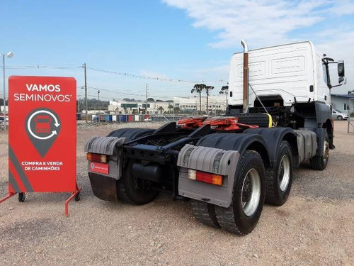 Imagem 10 de 11 de Mercedes Bens 3344 6x4 2017/2017 253.231km