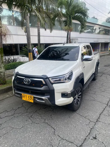 Toyota Hilux 2.8 Srx Dc 4X4 Tdi