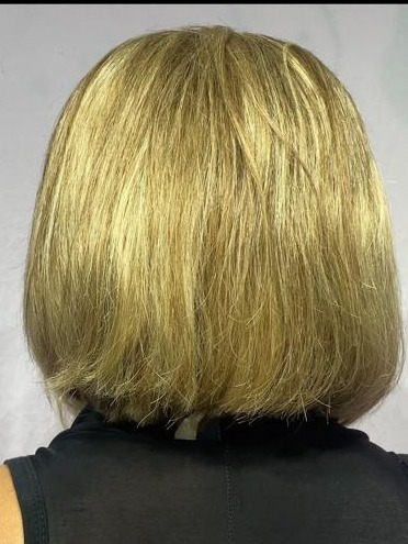 Peruca Front Lace Cabelo Humano Liso Loiro Com Mechas 25cm