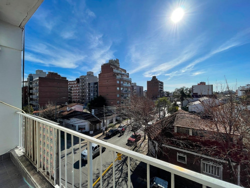 Imagen 8 de 14 de Venta Departamento 3 Ambientes 75 Mts Castelar Centro Sur