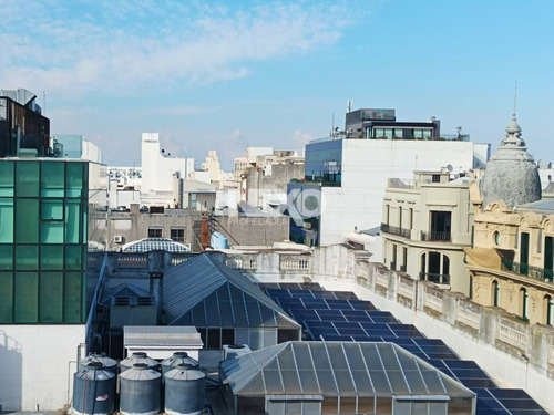 Venta Espectacular Oficina Ciudad Vieja C/vista Al Puerto