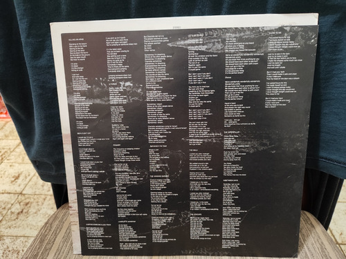 Lp Vinil- The Cure - Standing On A Beach- The Singles (Usado)