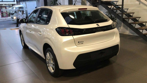 Imagen 4 de 7 de Peugeot 208 1.2 Active 82cv 5p