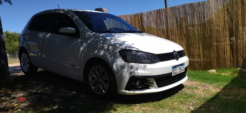 Imagen 2 de 8 de Volkswagen Gol 2017 1.6 Trendline 101cv