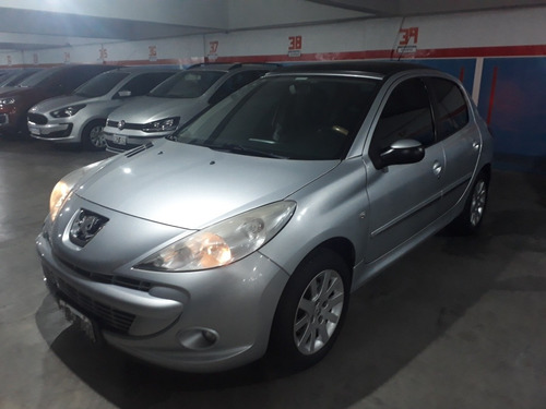 Imagen 10 de 12 de Peugeot 207 2012 1.6 Sedan Xt