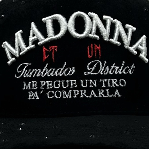Gorra Edición Madonna 2025 De Gamuza Con Piedras Brillantes Negro Broche
