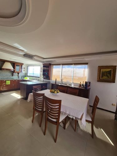 Imagen 10 de 30 de Penthouse Ubicado En Pleno Corazón De Altavista