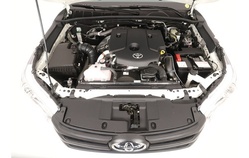 Imagen 21 de 25 de Toyota Hilux 4x4 Dc Dx 2.4 Tdi 6 Mt T.o