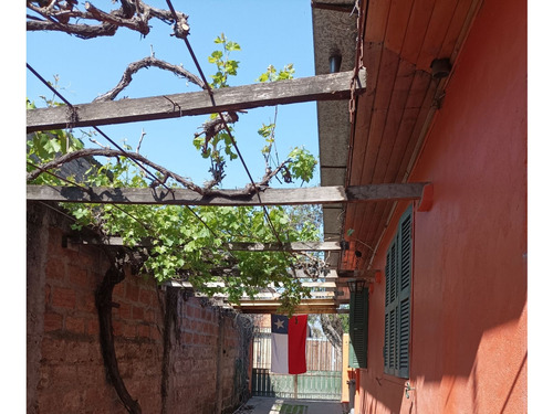 Venta De Casa Con Estudio Independiente Metro Ciudad Del Niñ