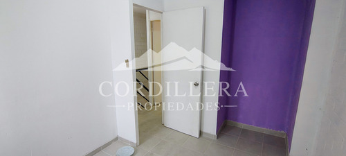 Acogedora Propiedad Ubicada En Tepas Uno Poniente