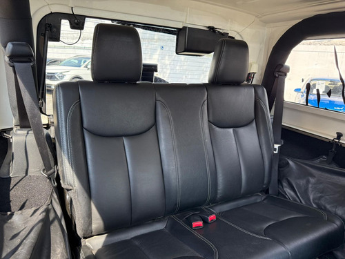 Jeep Wrangler 3.7 Sahara 3.6 4x4 At